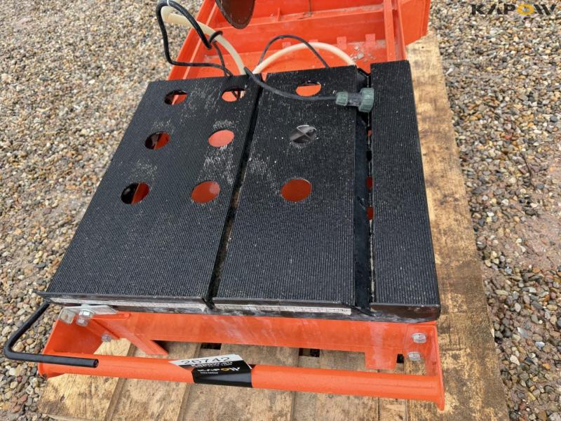 Saint-Gobian CM43 header 8