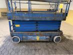 Scissor lift 9