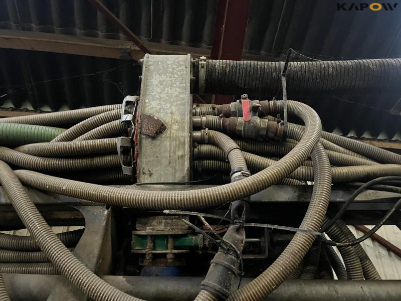 Samson SBX 30 meter hose boom with anti-drip 23