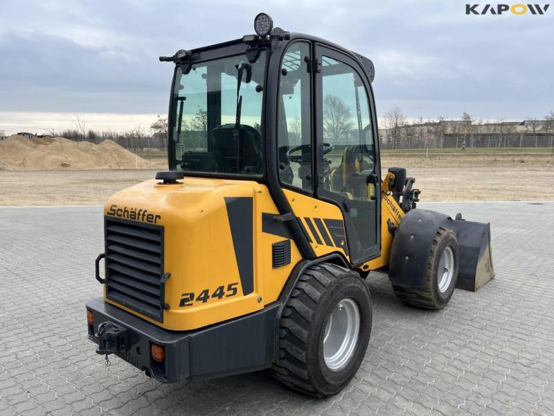 Schäffer 2445 skid steer loader 5