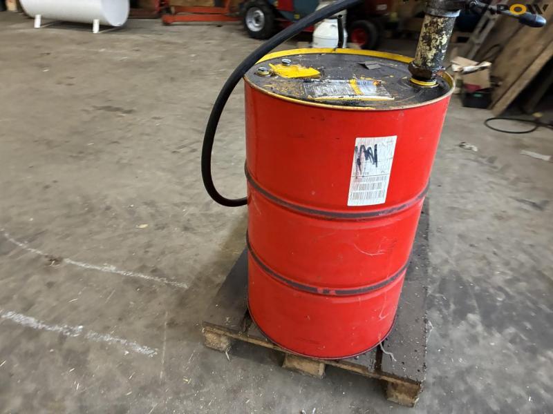Shell Omala S4 GXV gear oil 4