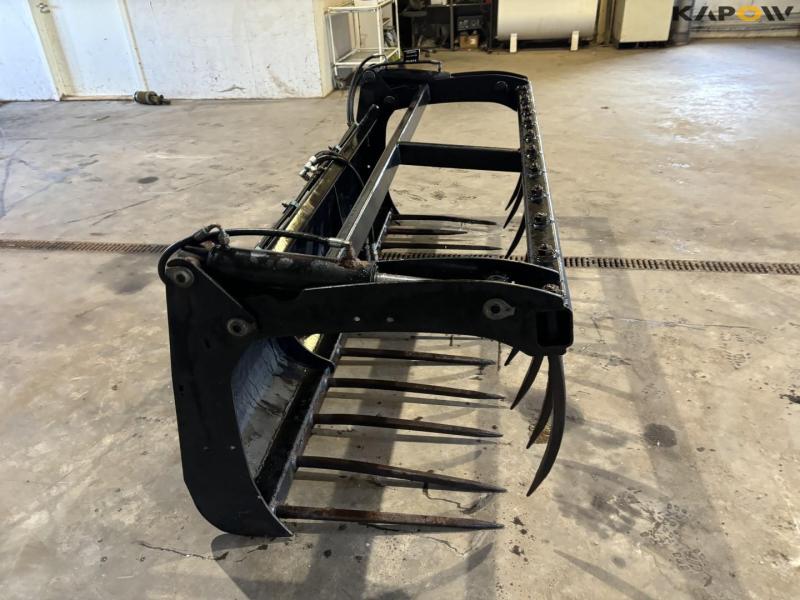 Silage grab with Euro hitch 4
