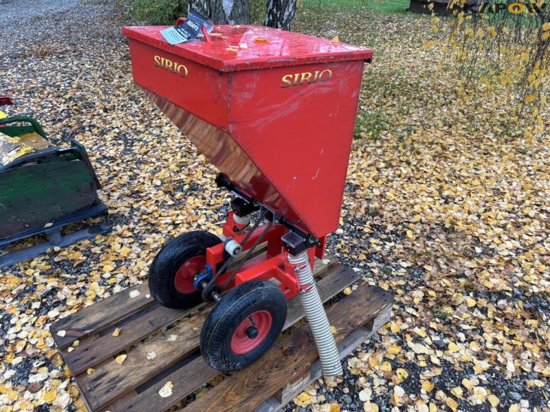 Sirio fertilizer spreader 4