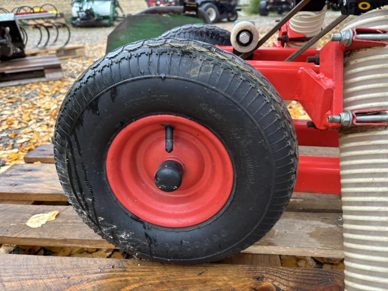 Sirio fertilizer spreader 11