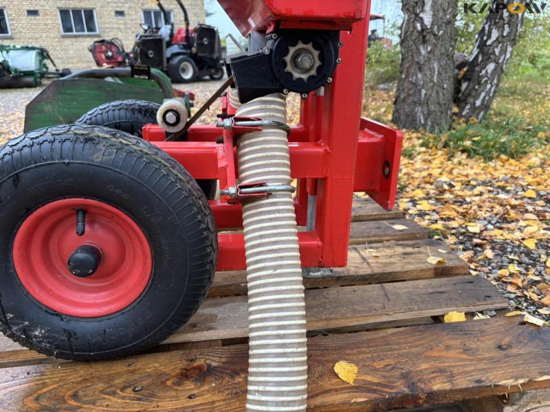 Sirio fertilizer spreader 12