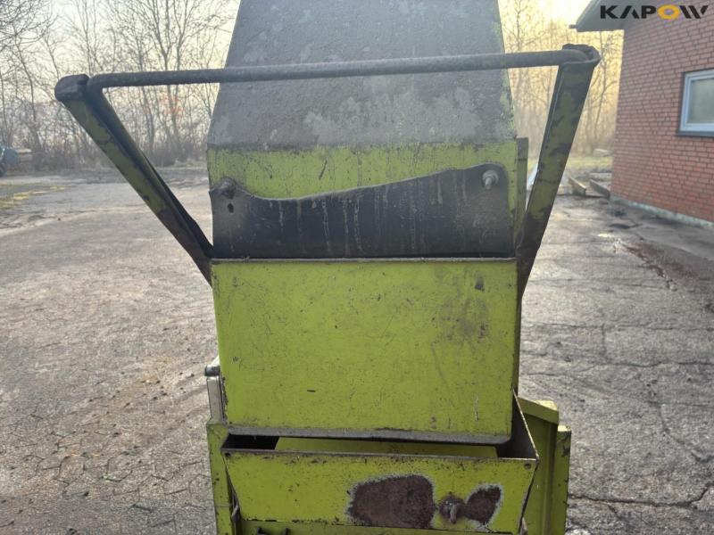 Skals AM bag filler with scale 27