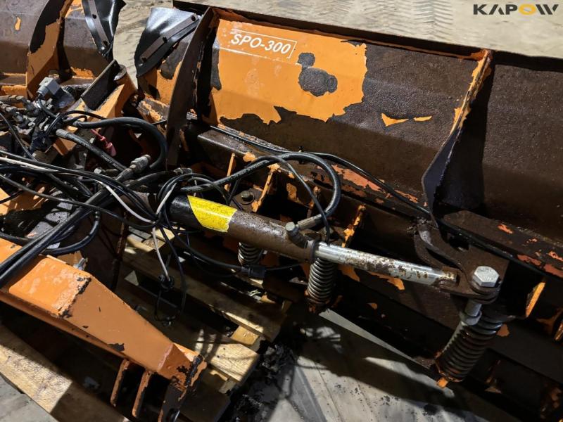 Snowplow with 3-point hitch 11