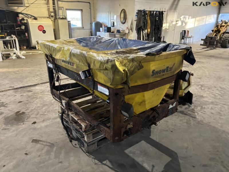 Snow Ex salt spreader 5
