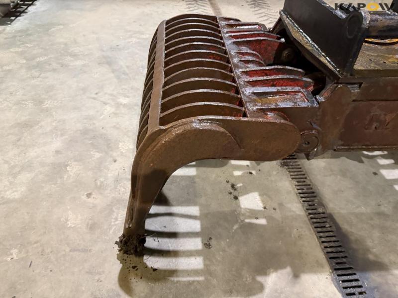 Sorter grab with S70 hitch 8