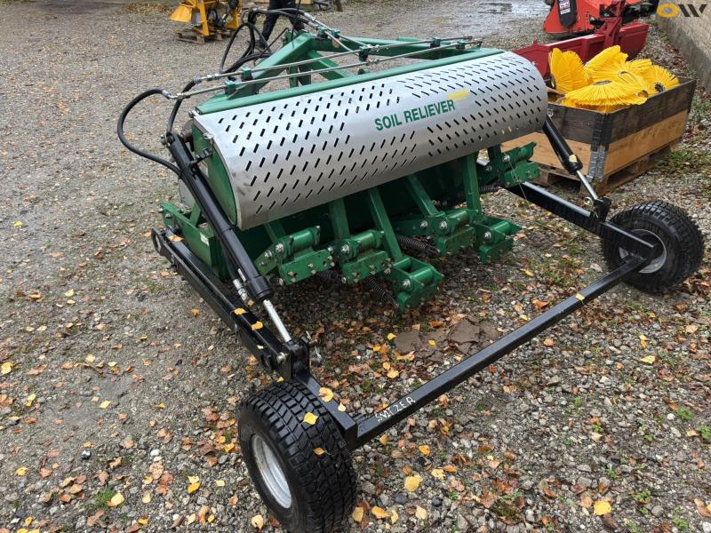 Southern Green vertical lawn aerator 7