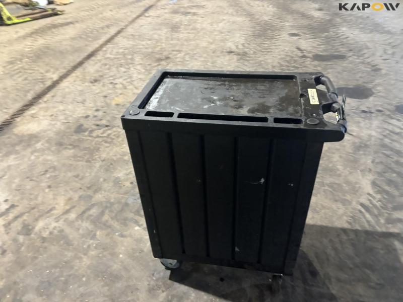 Stahl Mayer Workshop trolley with contents 6