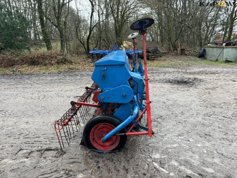 Stegsted 3 meter seeder 4