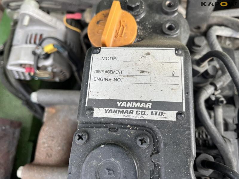 Striegel 300 DY/A skid steer loader 28