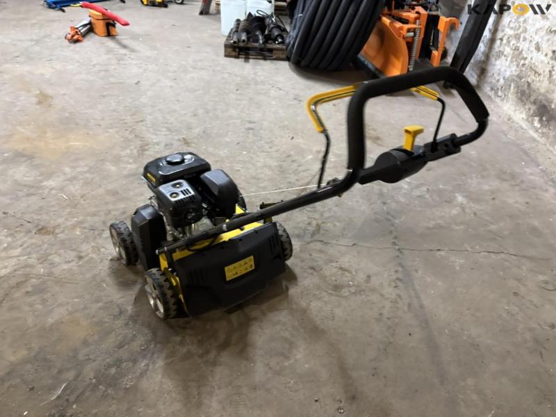 Texas 400TG lawn aerator 7