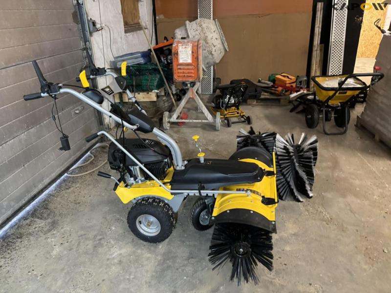 Texas Smart Sweep 1000E sweeper - NEW 4