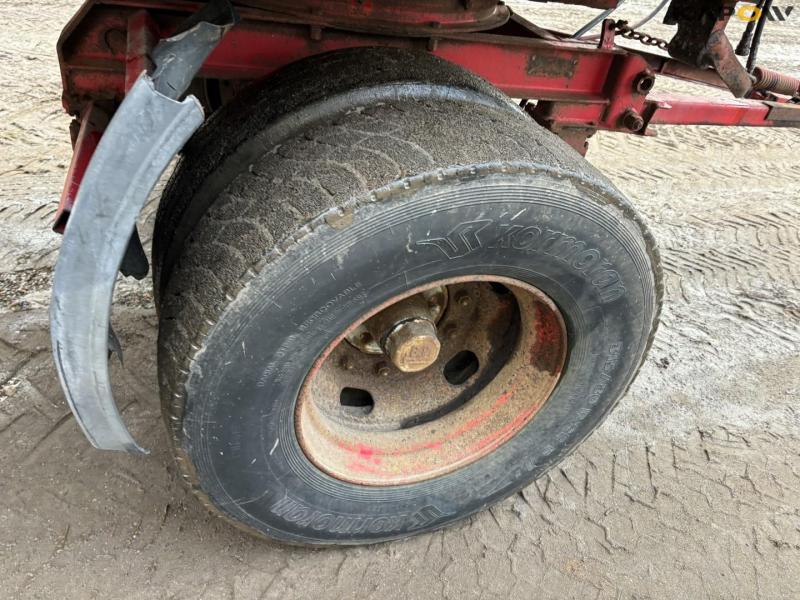 Tipper with drying channel 32