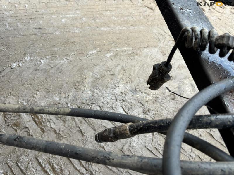 Tipper with drying channel 16