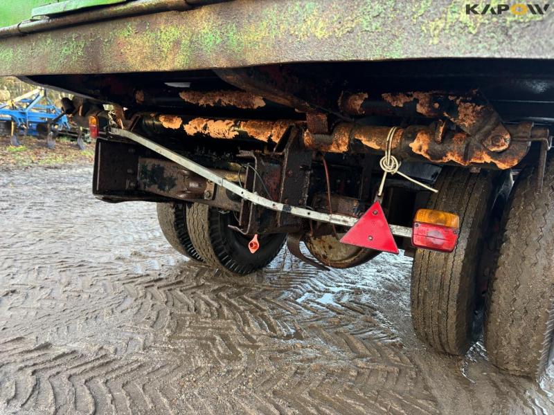 Tipper trailer with drying channels 19