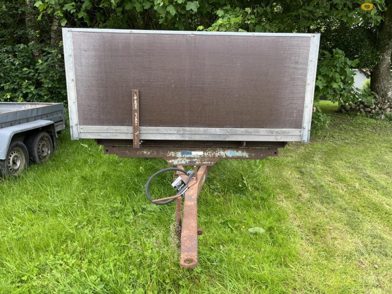 Tipper truck 2