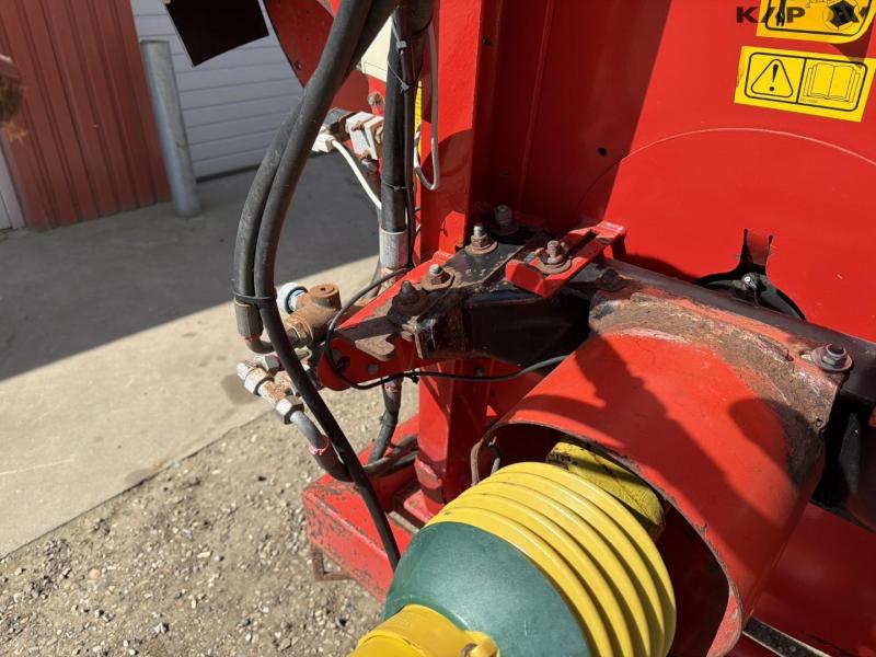 Tomahawk 505M straw chopper 13