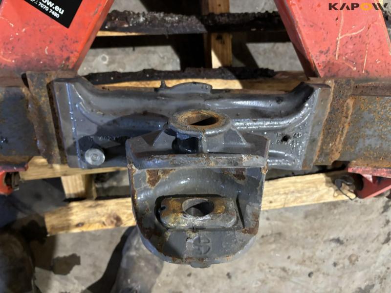 Towbar mounted on 3-point 11