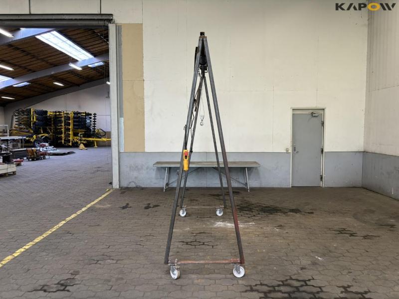 Workshop winch 6