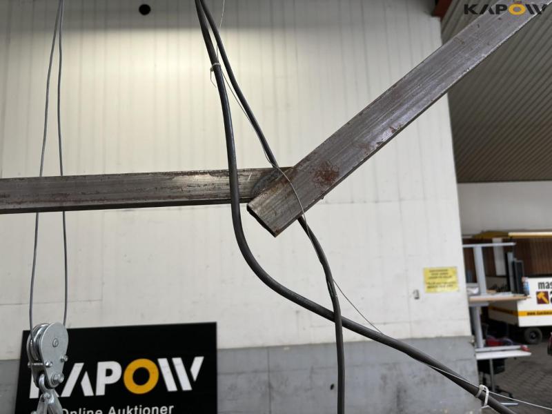 Workshop winch 12