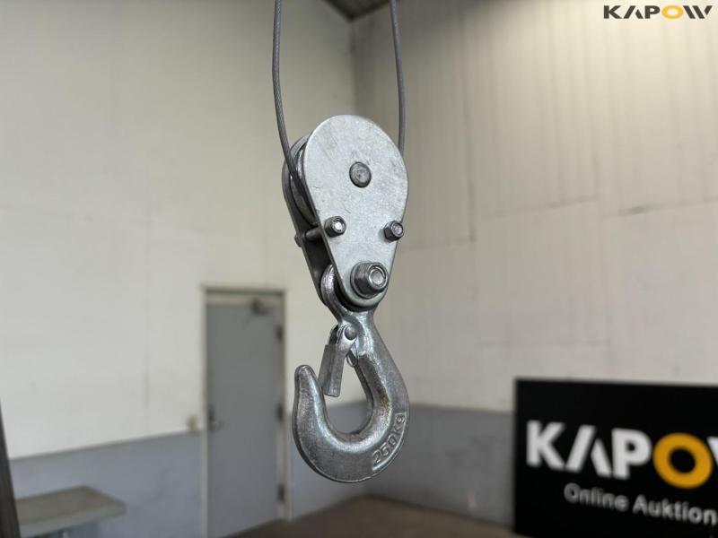 Workshop winch 18