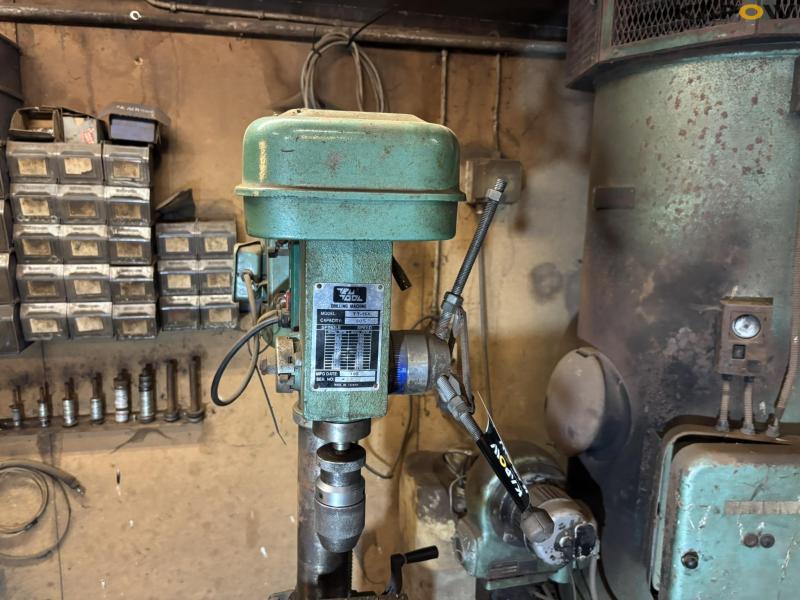 TRU TOOL TT16A pillar drill 7