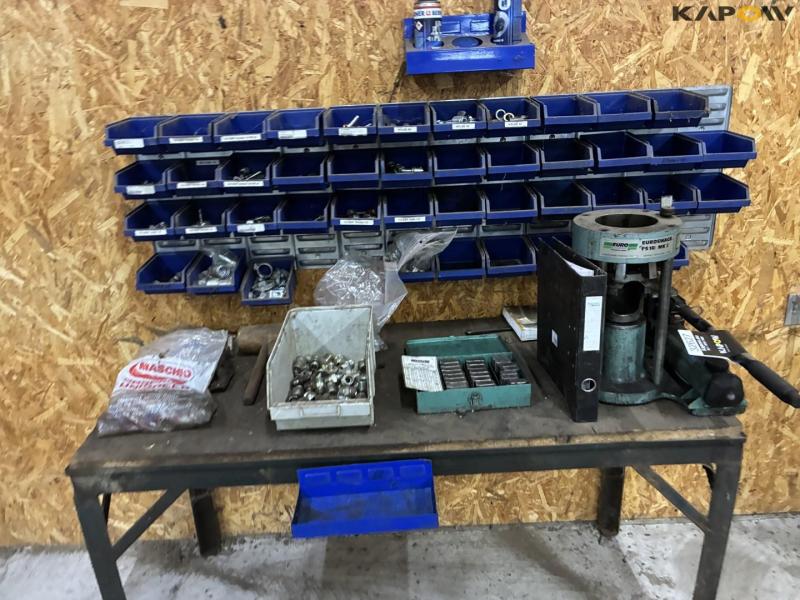 Equipment for making new hydraulic hoses 21