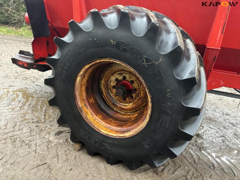 UM 13.50 sludge trailer 19