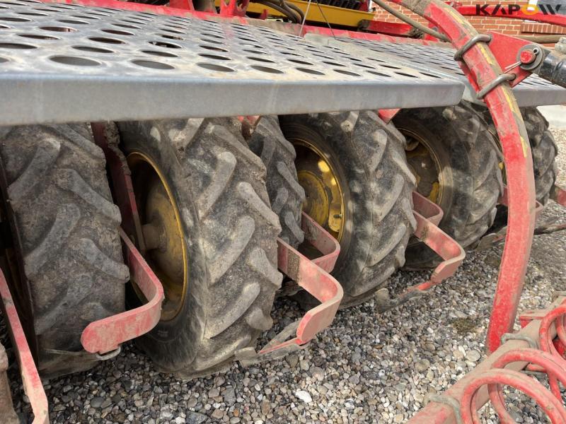 Väderstad 300S Super XL seed drill 29