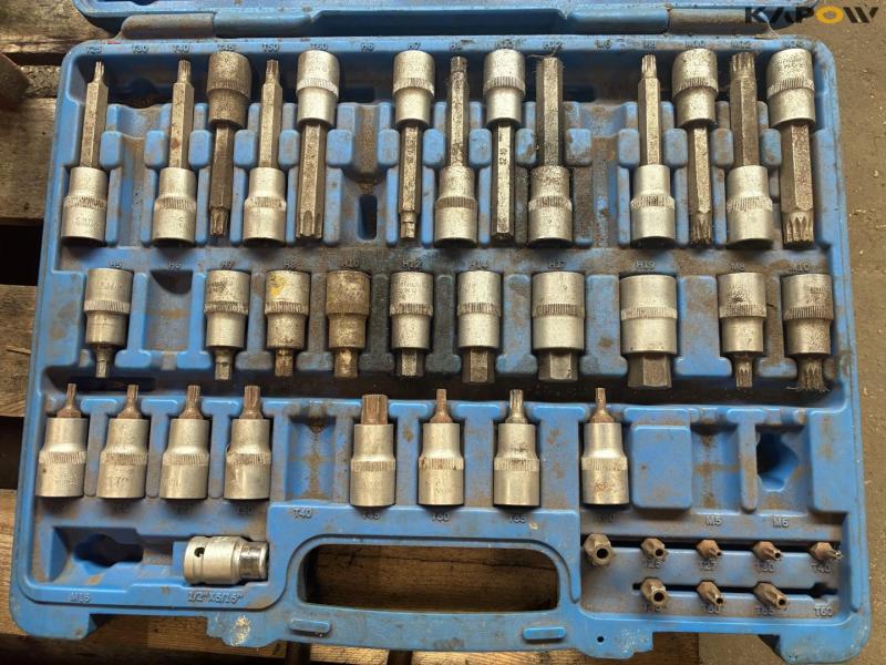 Workshop equipment 9
