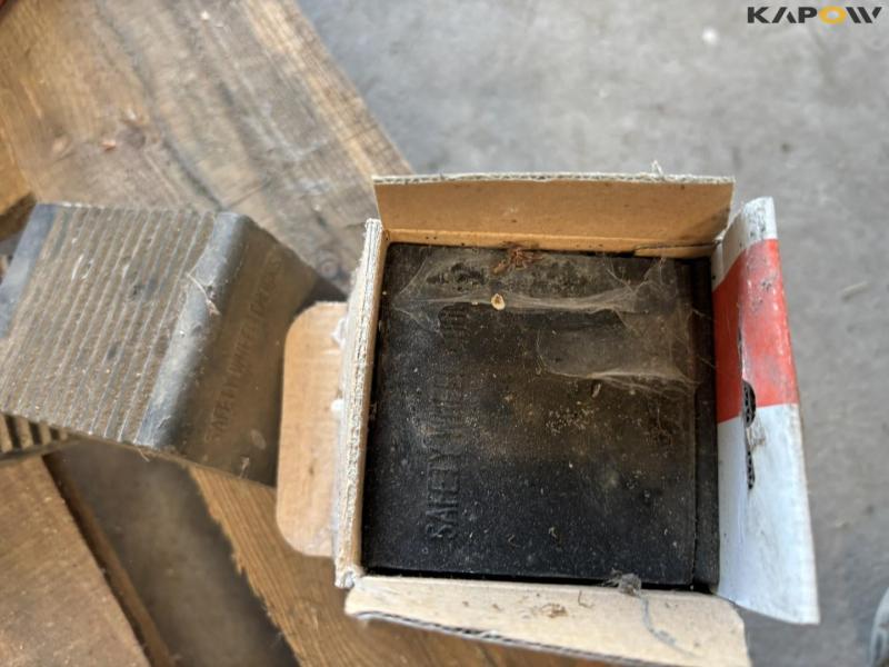 Workshop equipment 20