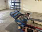 Tool trolley with contents 9