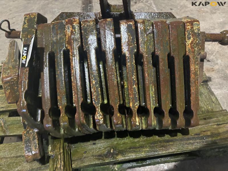 Valtra front weight 12 pcs. of 37.50kg 10