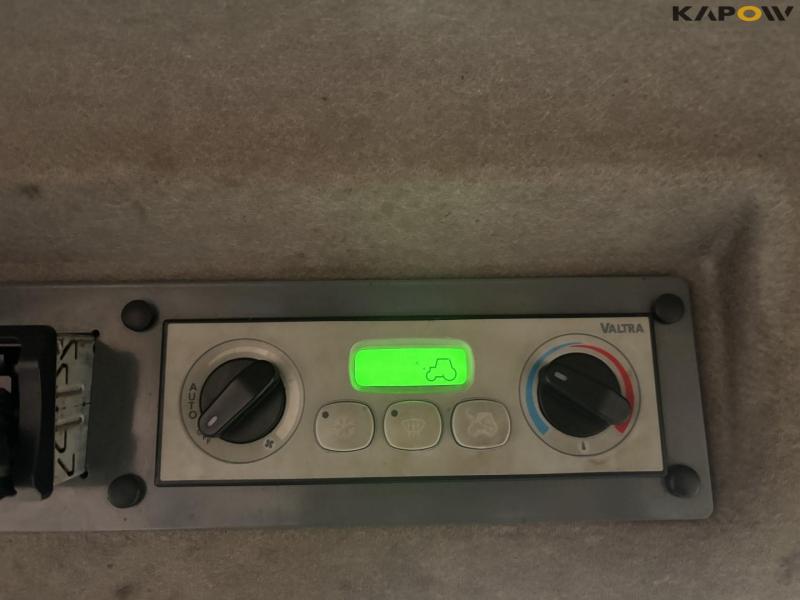 Valtra T191 tractor 71