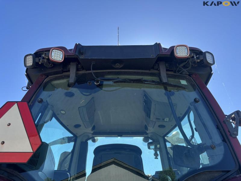 Valtra T214 Versu tractor with front lift 46