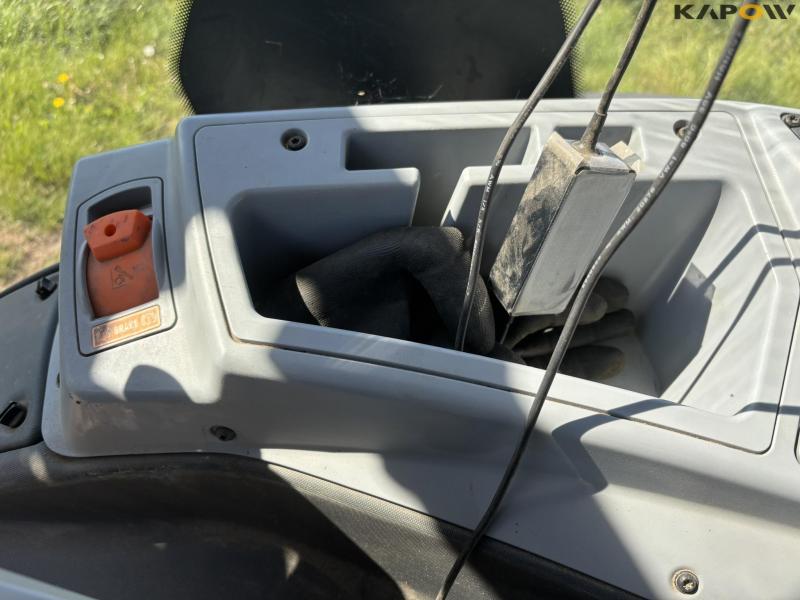 Valtra T214 Versu tractor with front lift 70