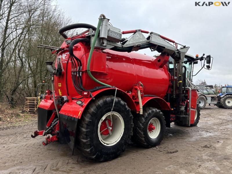 Self-propelled Vervaet Hydro Trike slurry tanker 4