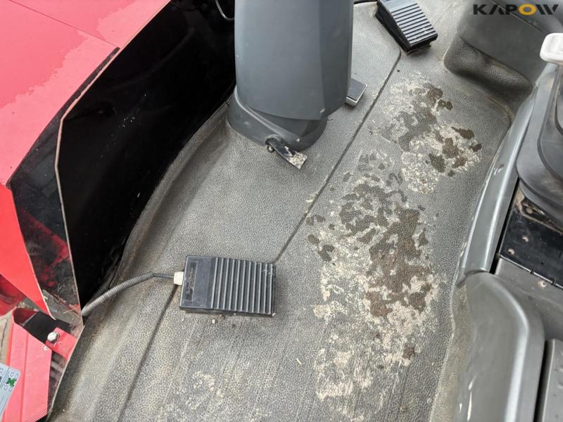 Self-propelled Vervaet Hydro Trike slurry tanker 63