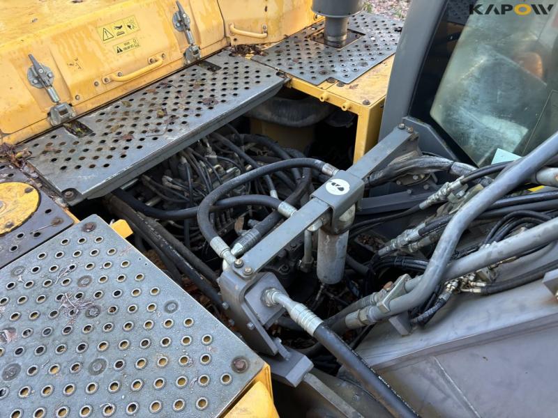 Volvo EC 2500 excavator 31